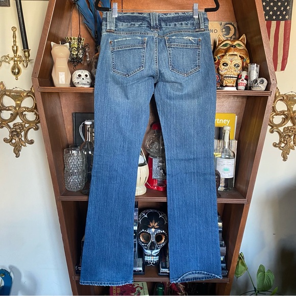 GAP Curvy Low Rise Boot Cut Denim Jeans size 4L 4 - Picture 4 of 7